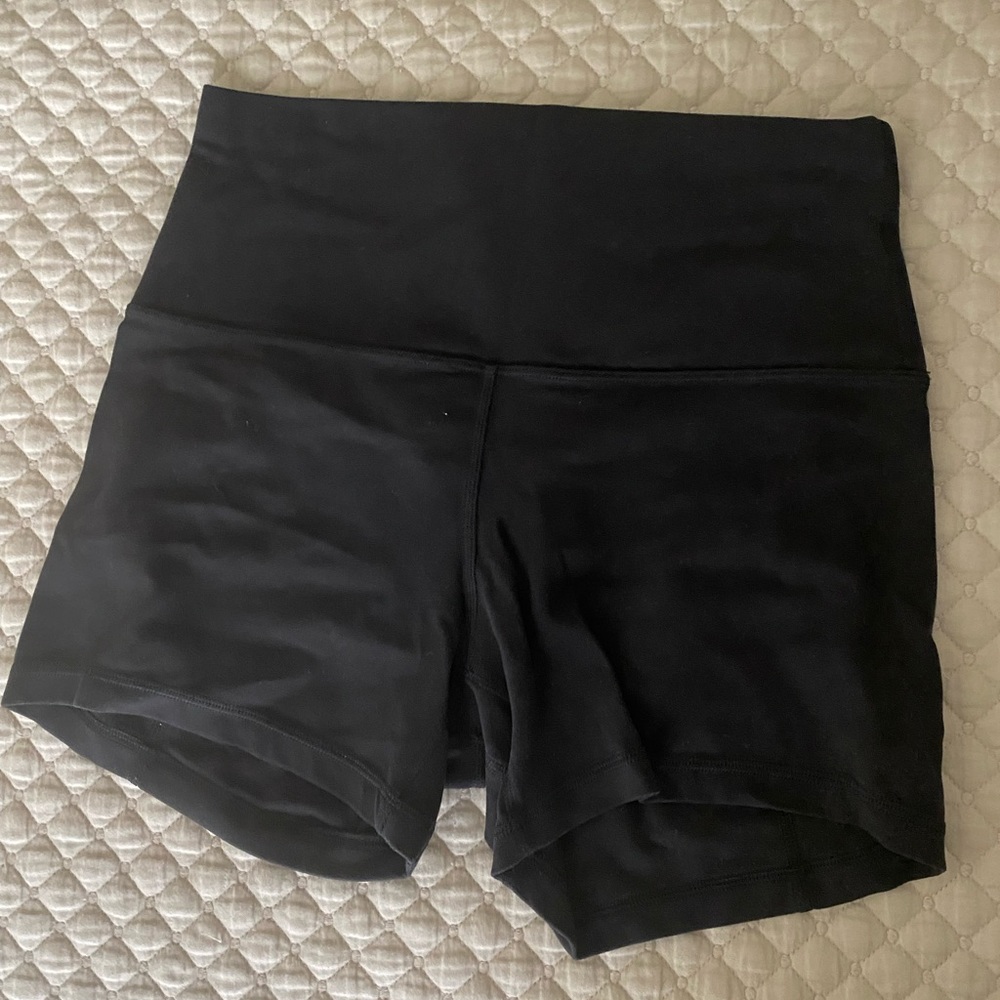 Lululemon black align shorts